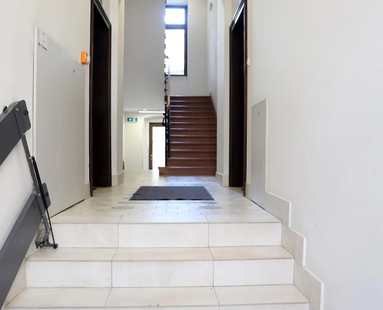Urocze I Ciche Mieszkanie W Spokojnej Okolicy Apartman Krakkó