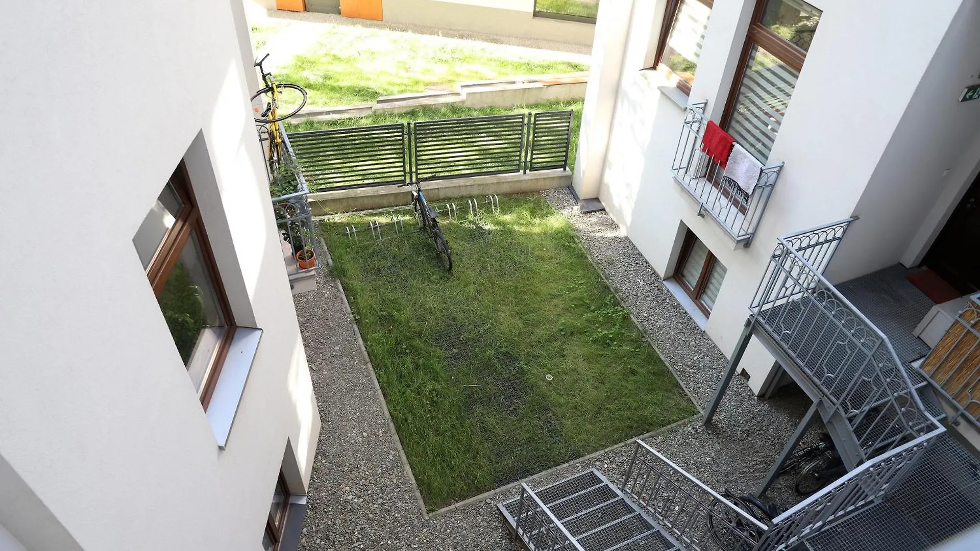Urocze I Ciche Mieszkanie W Spokojnej Okolicy Apartman Krakkó